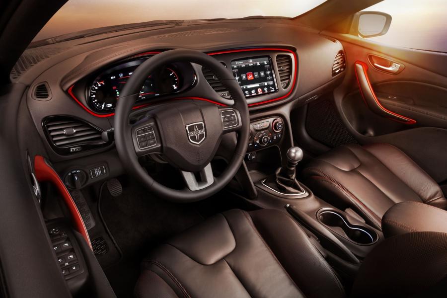  Dodge Dart 2012 года  (фото 4 из 145)